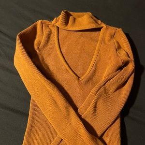 Sexy Cognac crop sweater